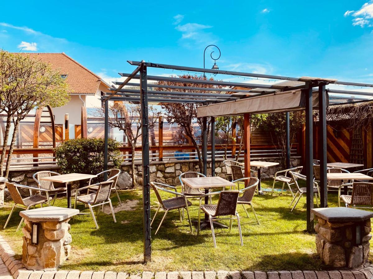 Hotel Les Autanes Spa-Balneotherapie & Restaurant Ancelle Exteriör bild