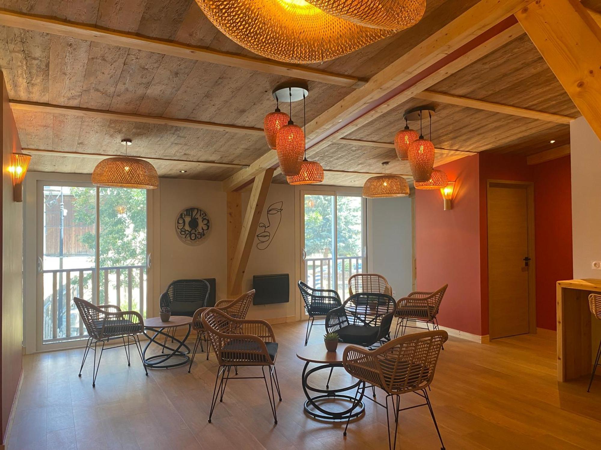 Hotel Les Autanes Spa-Balneotherapie & Restaurant Ancelle Exteriör bild